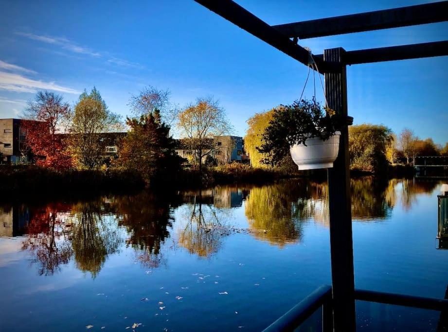 Prachtig Guesthouse Aan Het Water Almere Buitenkant foto